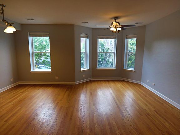 3rd image of 2339 N Albany Ave APT 1