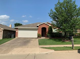 14044 Fontana Rd, Roanoke, TX 76262