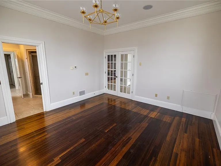 945 Westminster St #2 — Photo 17