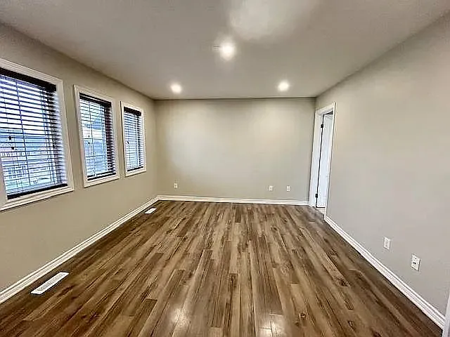 422 Sales Dr — Photo 14
