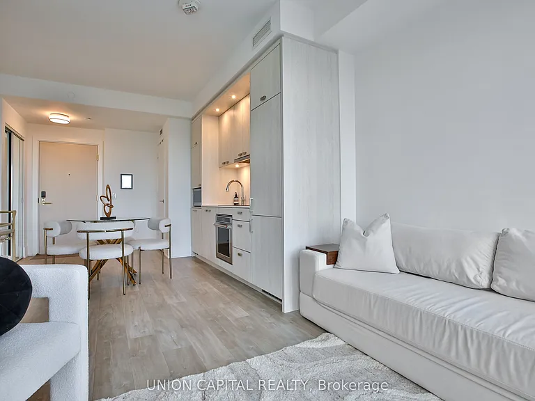 480 Front St W #1505 — Photo 13