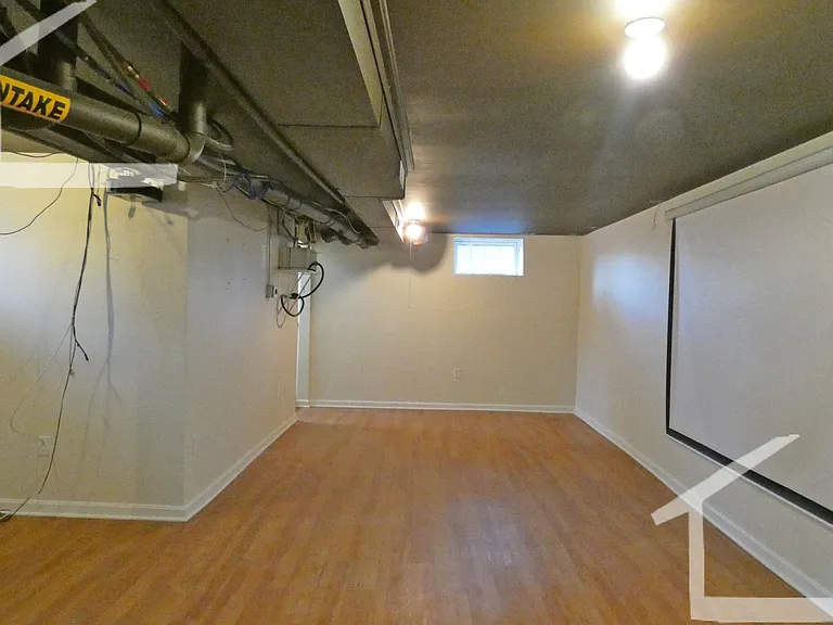 108 Walnut St #1A — Photo 9