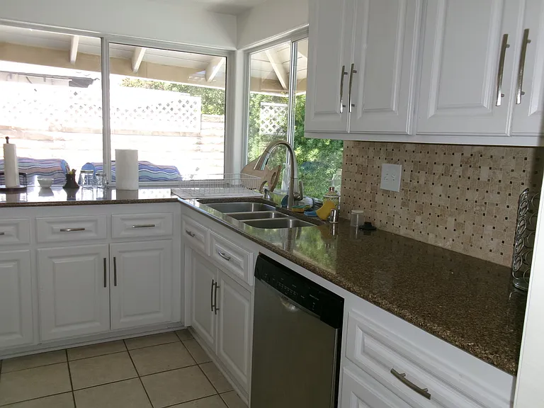 3114 N Springfield St — Photo 11