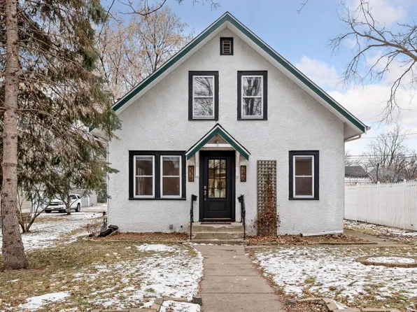 238 8th Ave N, Hopkins, MN 55343