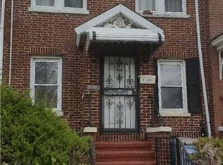 14019 Rose Ave, Flushing, NY 11355