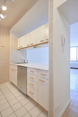 Sold by NY Home & Living Inc. | media 3