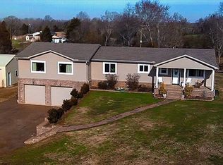 935 Jones Rd, Henderson, TN 38340