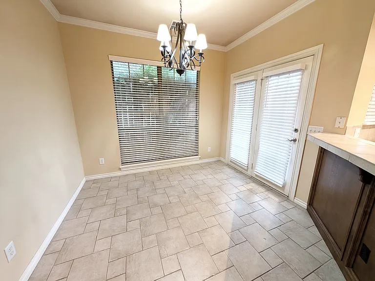 17115 Cedar Dr — Photo 5