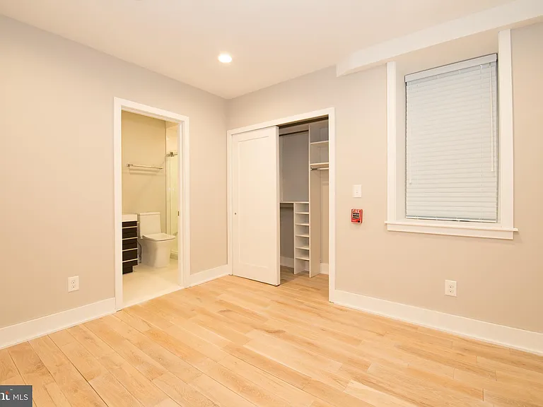 1516 Green St #A — Photo 16