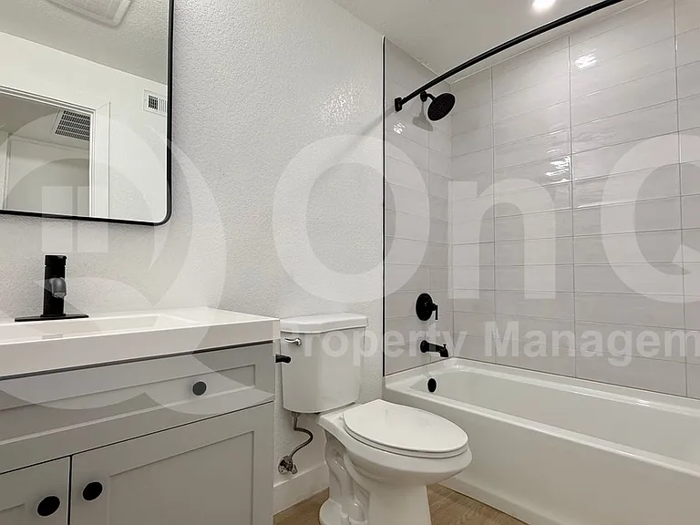 1840 W Thomas Rd #21 — Photo 12