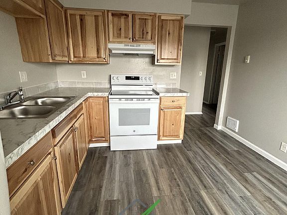 5th image of 210 Carol Dr APT 1