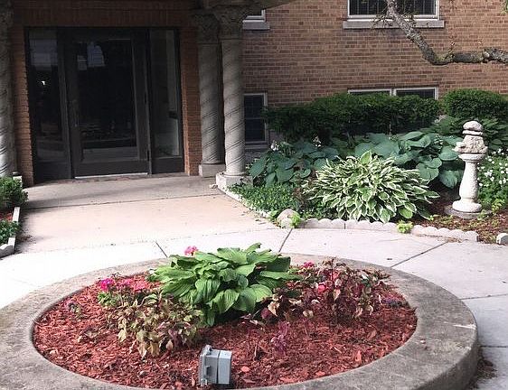 3rd image of 425 S Monroe Ave APT 1G