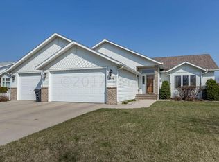 3656 20th St S, Fargo, ND 58104