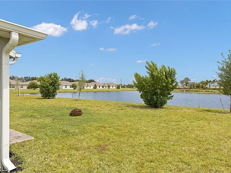 3856 Treasure Oak Way — Photo 22