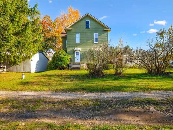 106 Cypress Dr, Friedens, PA 15541