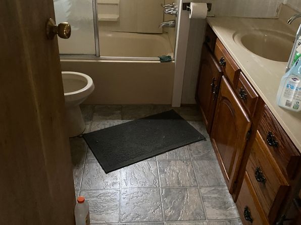 (undisclosed Address)