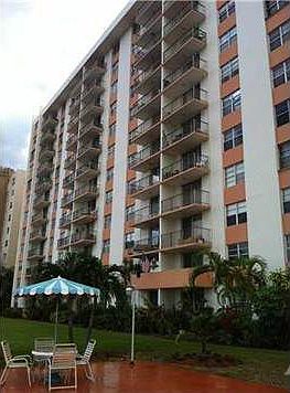 1st image of 2841 NE 163rd St APT 410