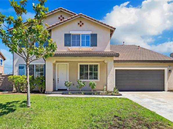 681 John Dr, Corona, CA 92879