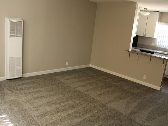 3rd image of 125 Ximeno Ave APT 16