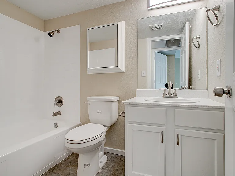 3402 N 32nd St #129 — Photo 15