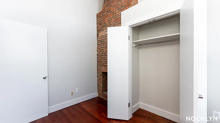 Rented by Nooklyn NYC LLC | media 9