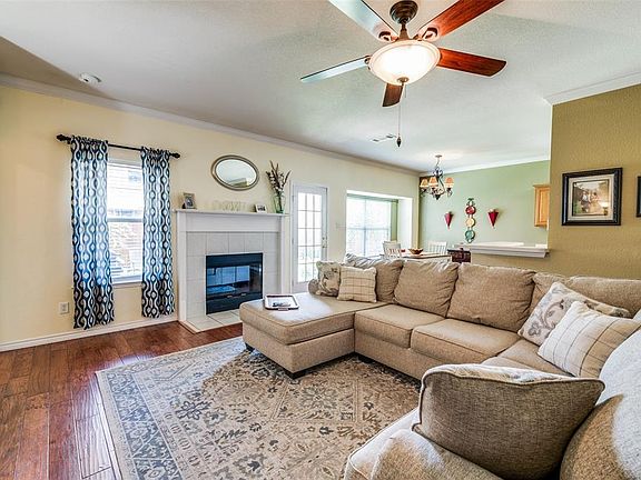 5th image of 412 Vista Way Dr