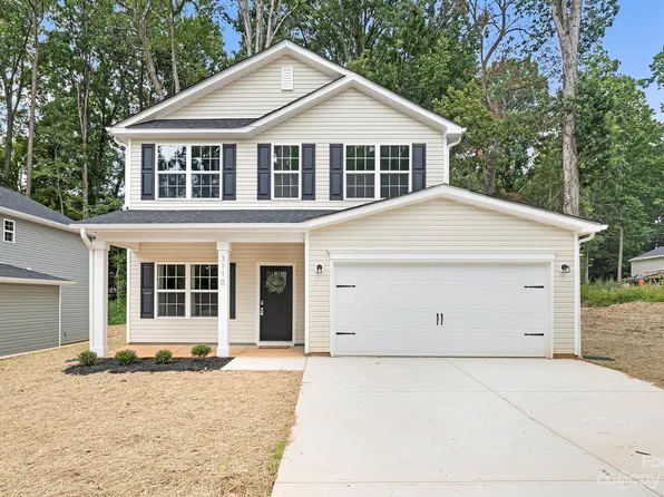 5532 Pine St, Charlotte, NC 28269