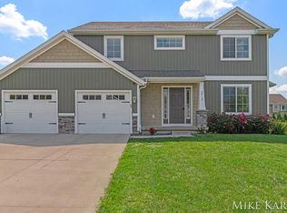 5712 Scotsglen Ct SE, Caledonia, MI 49316