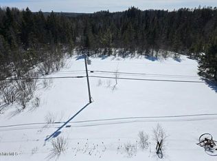 26 Loop Rd, Savoy, MA 01256