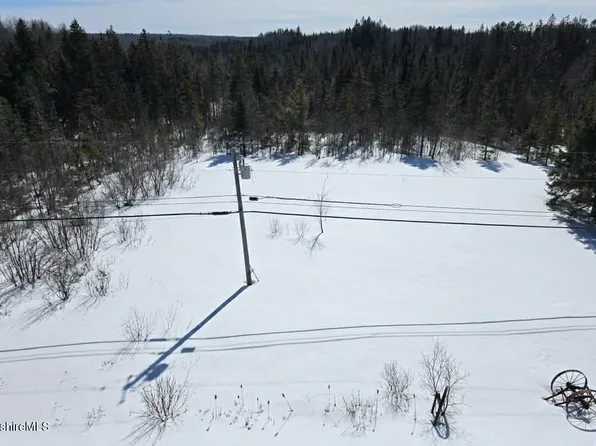 26 Loop Rd, Savoy, MA 01256