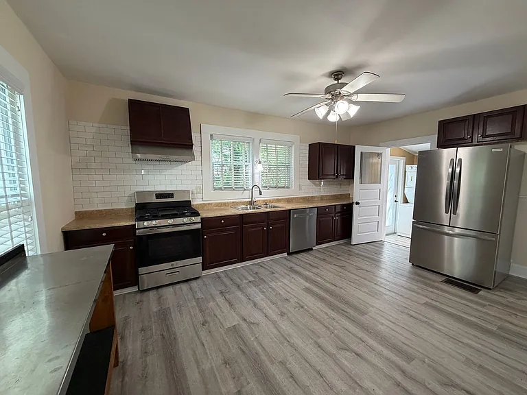 107 Screven St — Photo 15