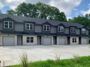 407 S 11th St #C, Clarksville, TN 37040