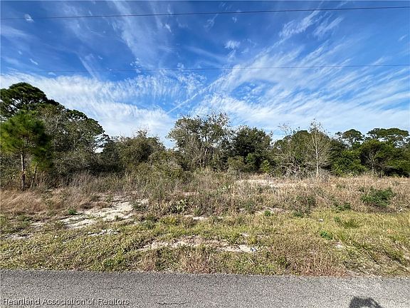 2nd image of 324 Jack Weisser Blvd