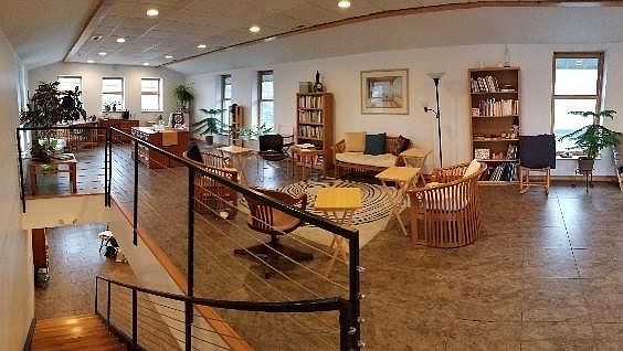 2nd image of 2609 E Broadway Ave