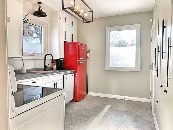3rd image of 704 5th St E