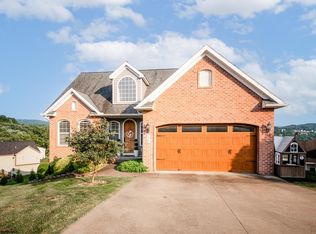 126 Open Ridge Rd, Morgantown, WV 26508