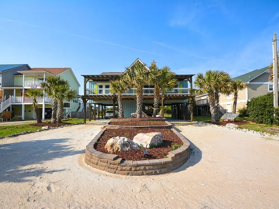 2333 New River Inlet Rd