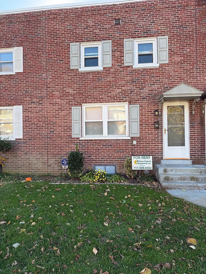 60 Prospect St photo 1
