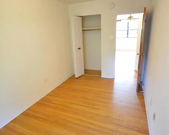 3413 Cresson St #6 — Photo 11