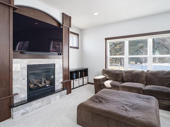4th image of 3677 Edgerton St