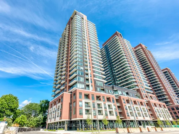 4000 Eglinton Ave W #210, Toronto, ON M9A 4M2