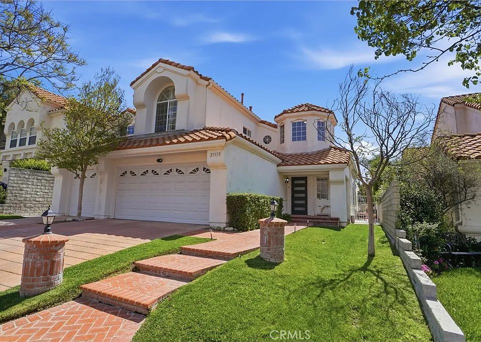 25550 Longfellow Pl