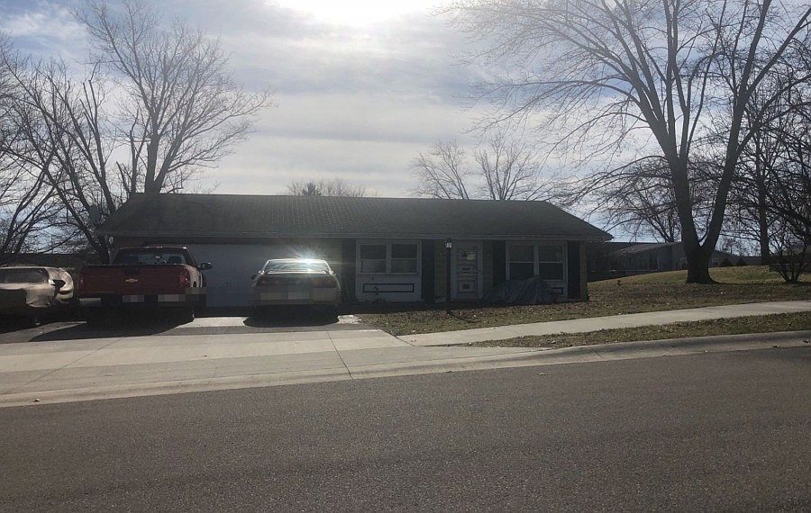 1st image of 18 Linda Ln
