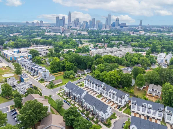 644 W End Dr, Charlotte, NC 28208