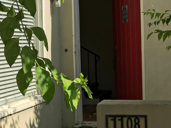 5th image of 1108 Pine Ave