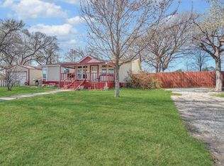 121 S Sycamore Ave, Erick, OK 73645