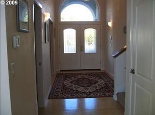 2818 Edgewater Dr, Eugene, OR