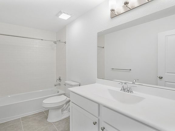 Hall bath 2