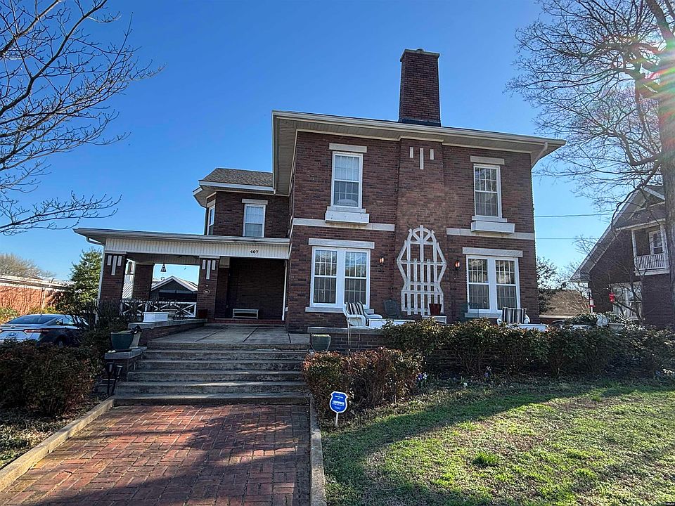 1st image of 407 3rd St