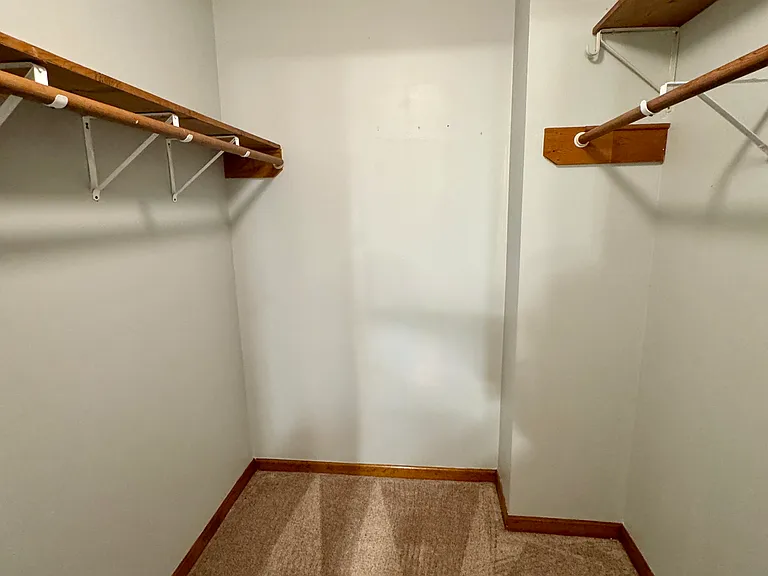 170 Chesapeake Dr — Photo 13